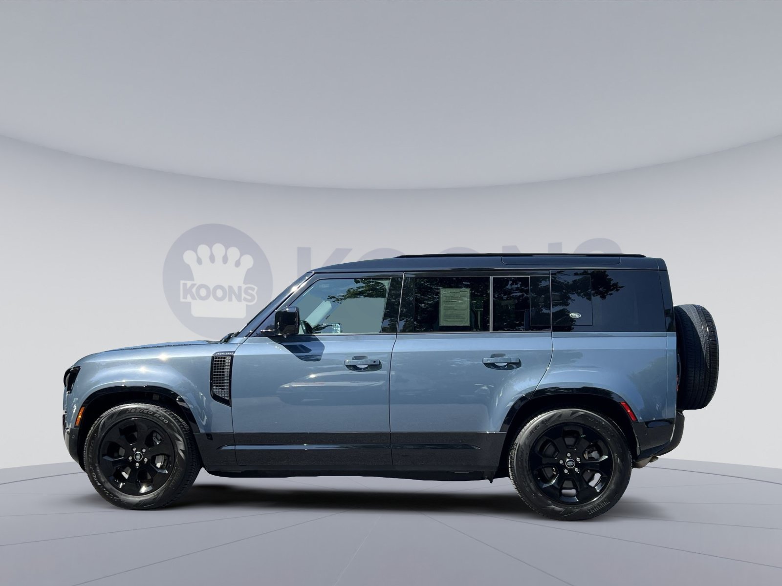 Used 2022 Land Rover Defender 110 X-Dynamic HSE AWD/4WD image 7