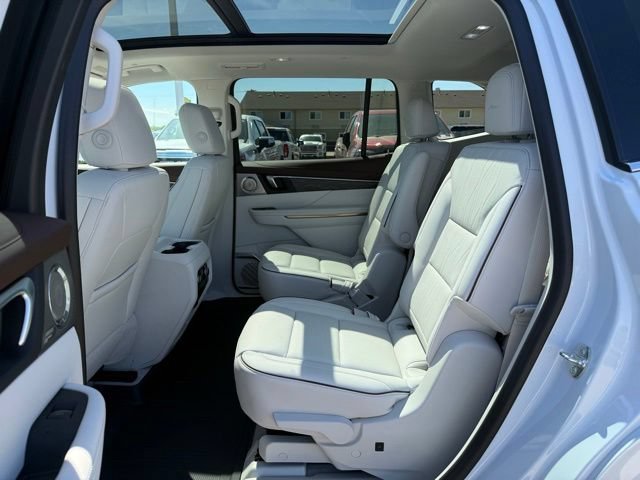 New 2026 Buick Enclave Avenir w/ Super Cruise Package AWD/4WD image 35