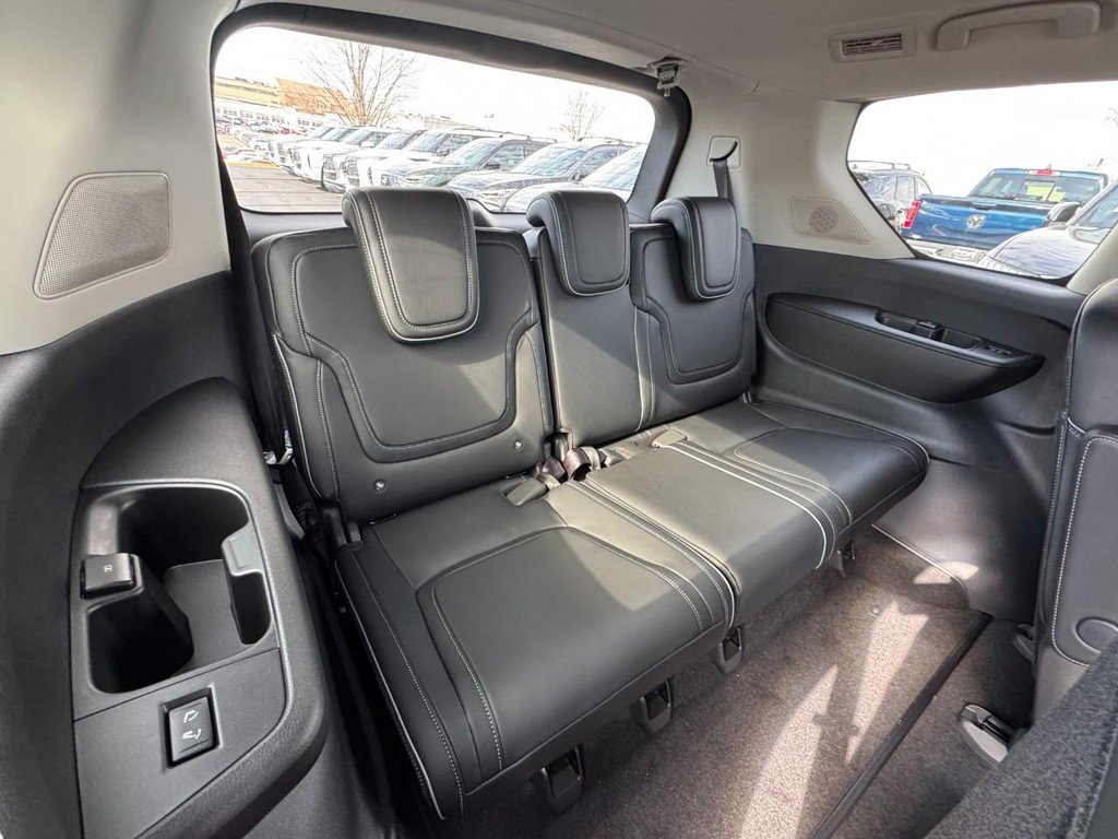 New 2026 INFINITI QX80 Luxe w/ Cargo Package image 6