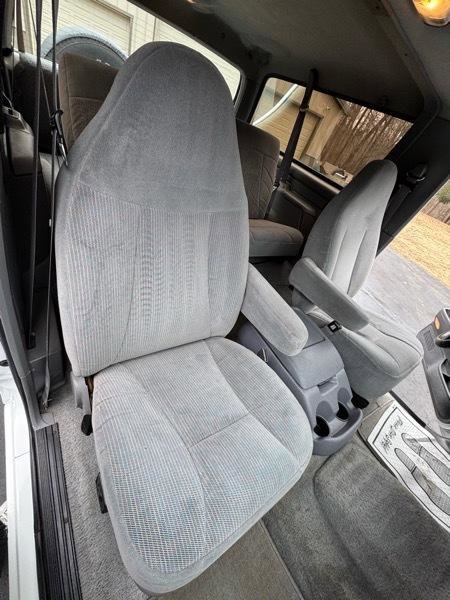 Used 1995 Ford Bronco XLT image 13