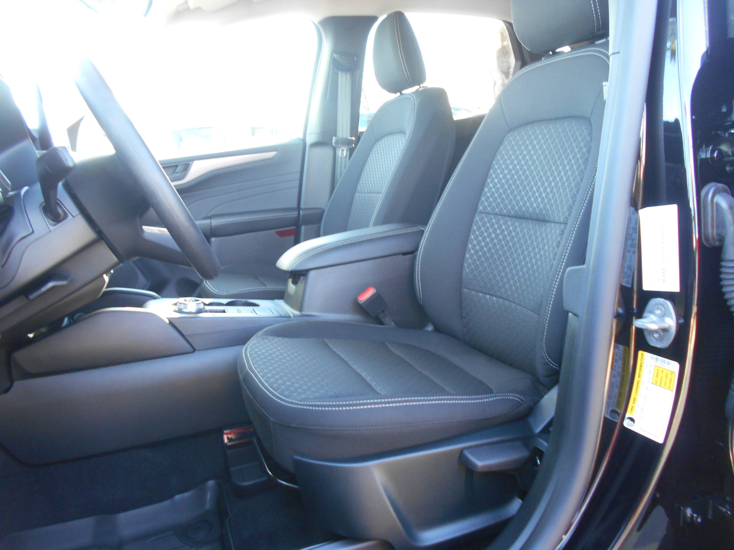 Used 2025 Ford Escape Active FWD image 6