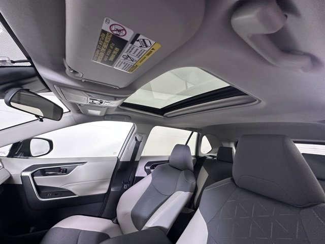 Used 2019 Toyota RAV4 XLE image 23