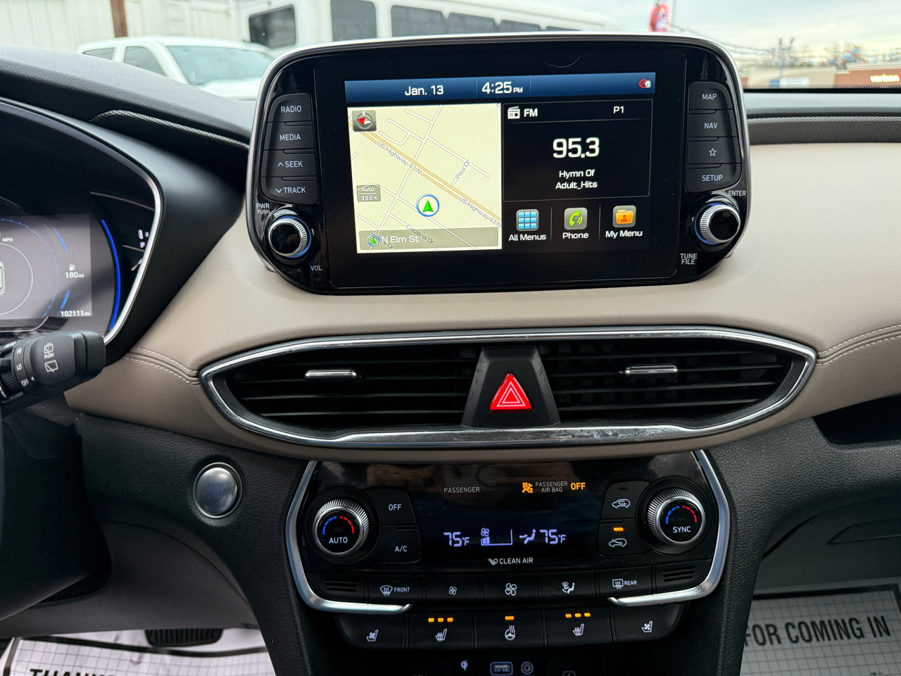 Used 2020 Hyundai Santa Fe Limited image 10