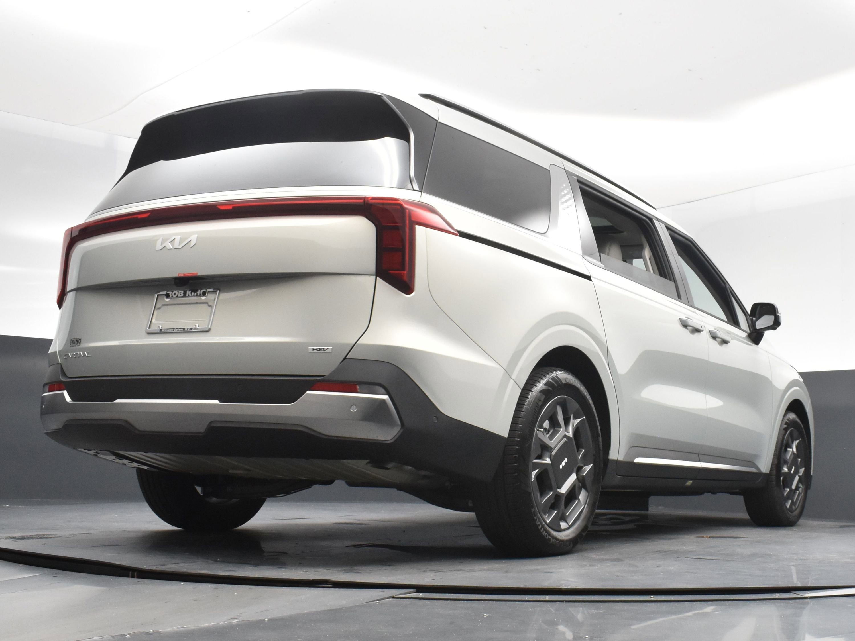 New 2026 Kia Carnival SX image 14