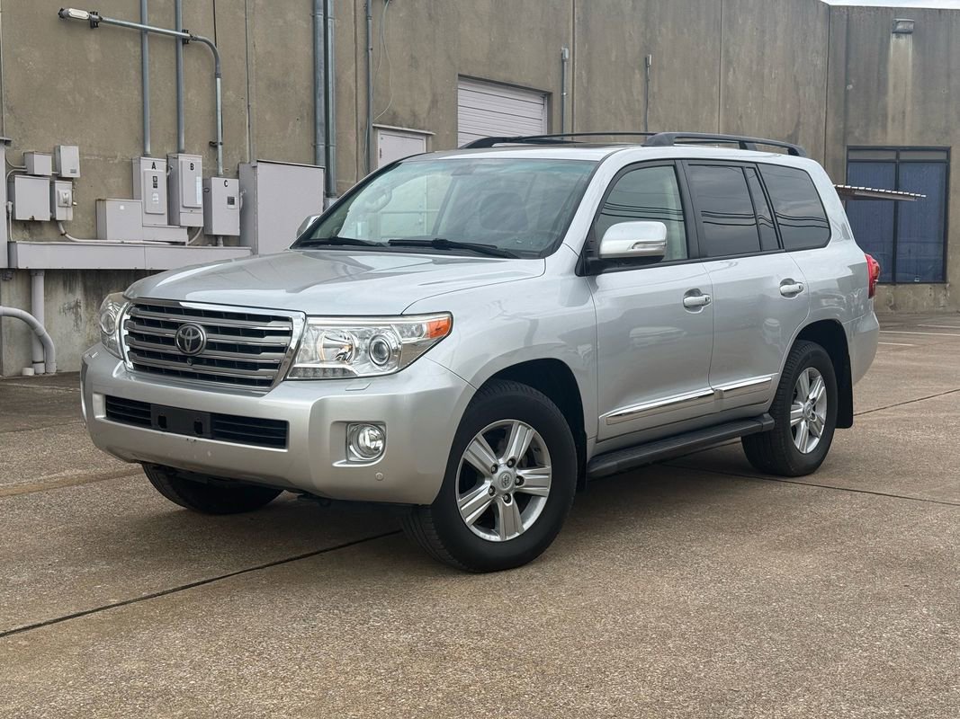 Used 2015 Toyota Land Cruiser AWD/4WD image 3