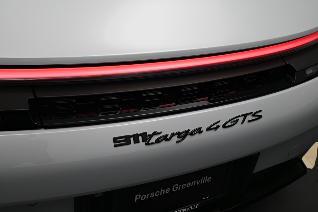 Certified 2025 Porsche 911 Targa 4 GTS AWD/4WD image 9