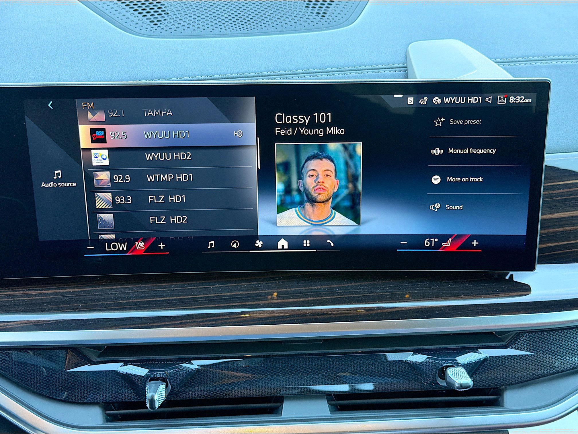 New 2026 BMW X6 xDrive40i w/ Executive Package image 31