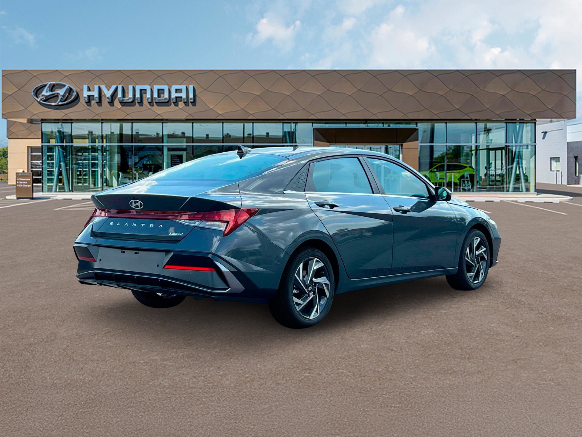 Used 2025 Hyundai Elantra Limited w/ Cargo Package FWD image 26