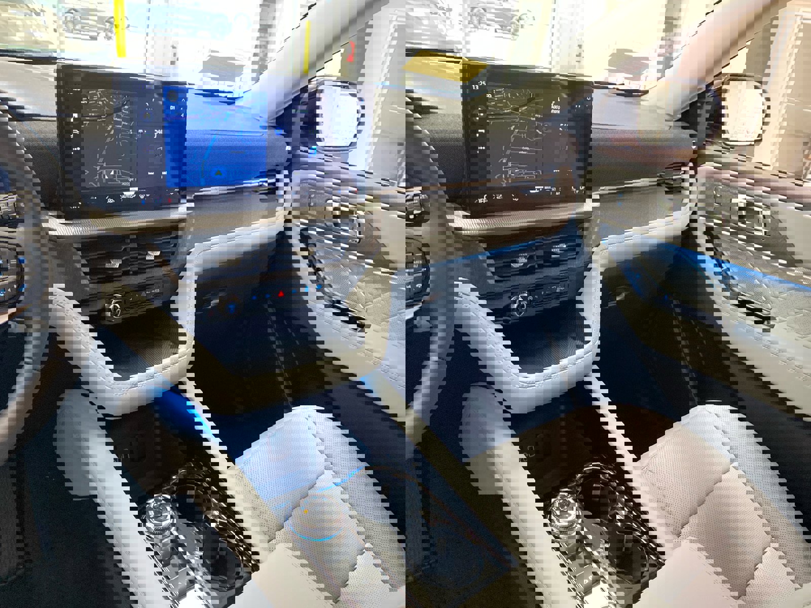 New 2026 Ford Explorer Platinum w/ LUX Leather Package image 15