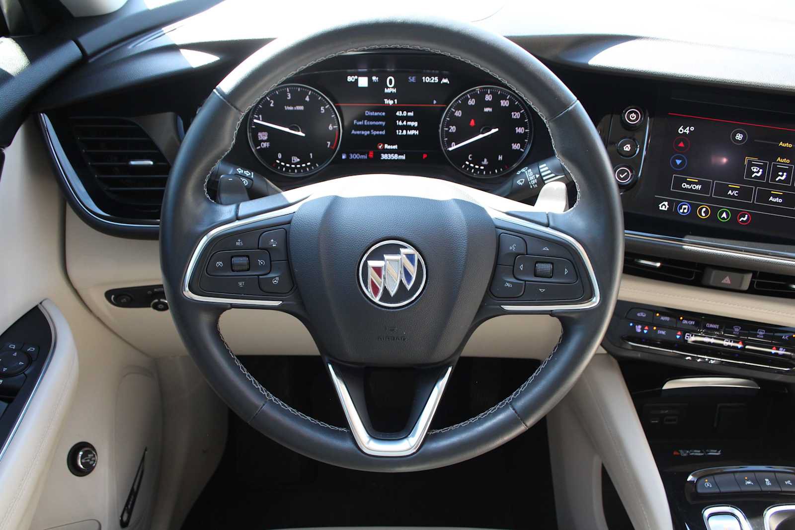 Used 2023 Buick Envision Avenir FWD image 34