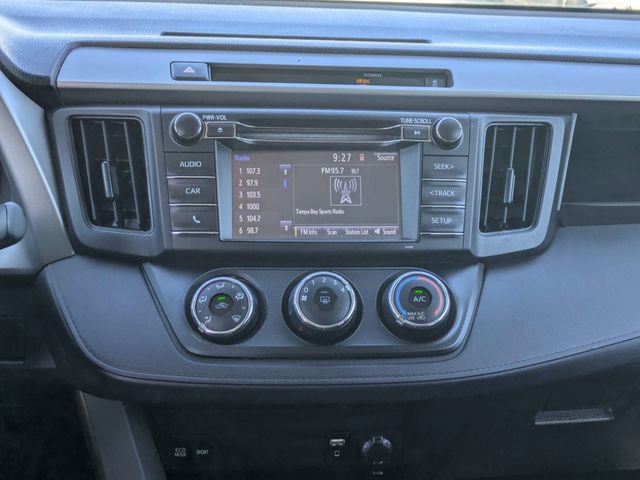 Used 2016 Toyota RAV4 LE FWD image 16