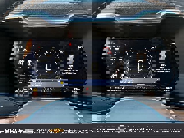 Certified 2025 GMC Canyon AT4 w/ LPO, Off Road Lift Package image 17