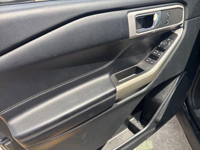 Used 2021 Ford Explorer XLT RWD image 44