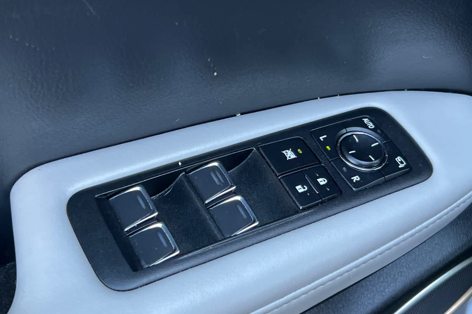 Used 2019 Lexus RX 450h AWD w/ Navigation Package image 13