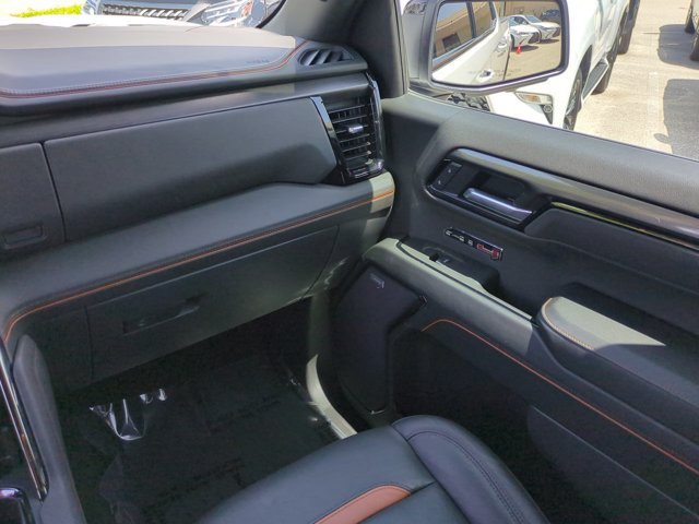 Used 2025 GMC Sierra 1500 AT4 w/ AT4 Premium Package AWD/4WD image 16