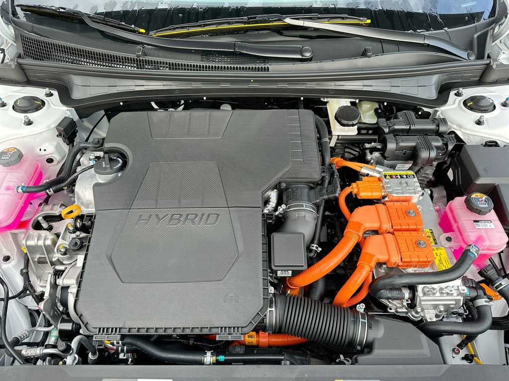 Used 2025 Hyundai Elantra SEL image 44