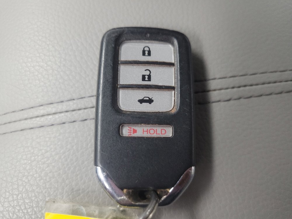 Used 2015 Honda Accord EX-L image 32