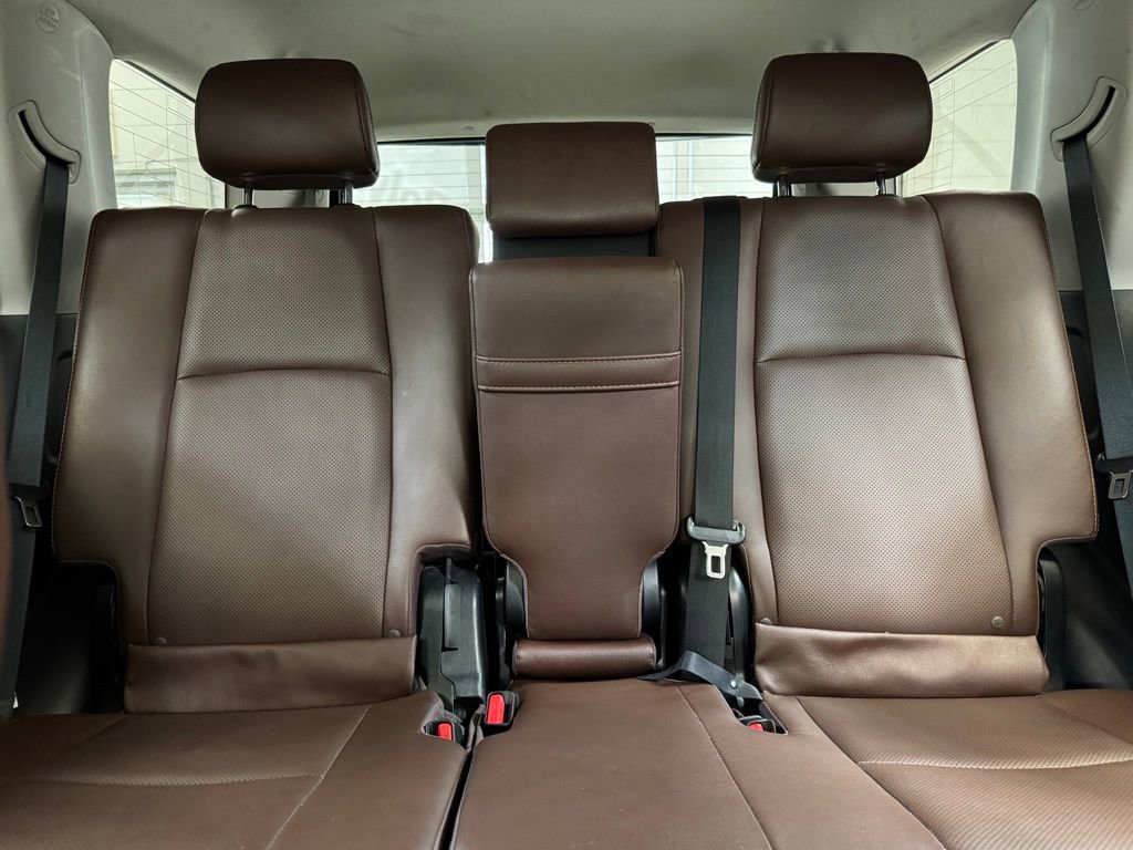 Used 2024 Toyota 4Runner Limited image 14