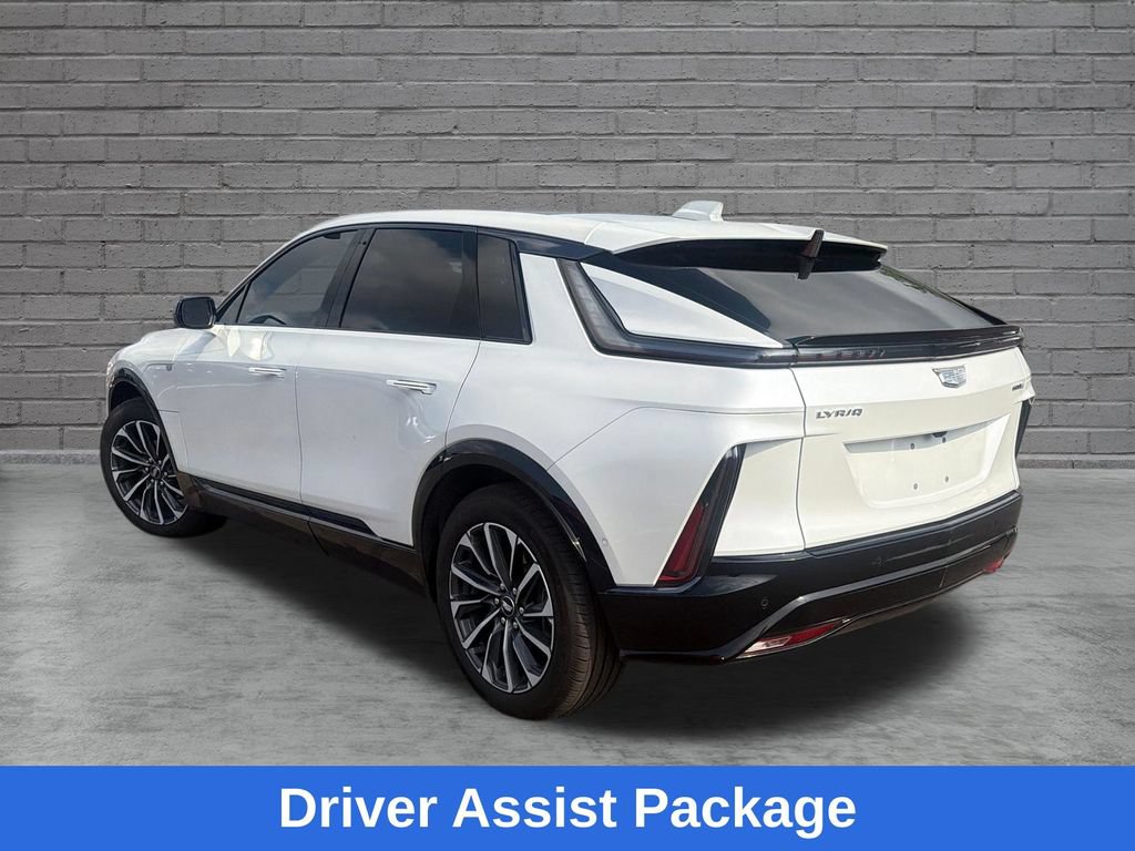 Used 2024 Cadillac Lyriq Sport AWD/4WD image 6