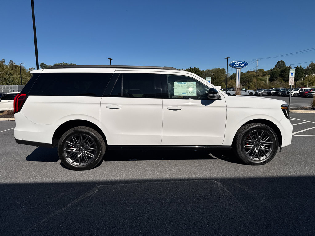 New 2025 Ford Expedition Max Platinum w/ Stealth Performance Package image 11