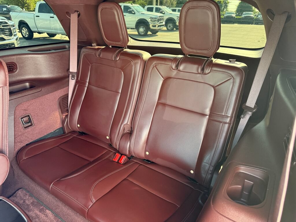 Used 2024 Lincoln Aviator Black Label w/ Dynamic Handling Package AWD/4WD image 13