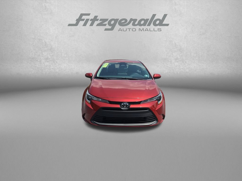 Used 2026 Toyota Corolla LE w/ LE Premium Package FWD image 2