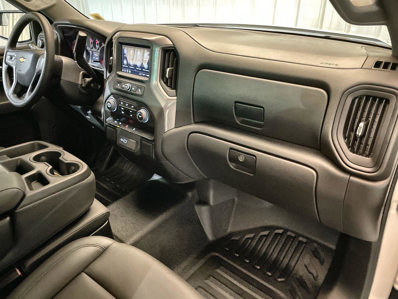 Used 2025 Chevrolet Silverado 1500 W/T w/ WT Value Package image 23