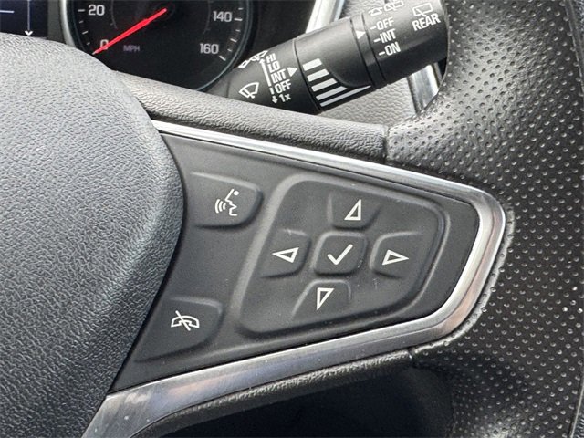 Used 2020 Chevrolet Equinox LT image 18