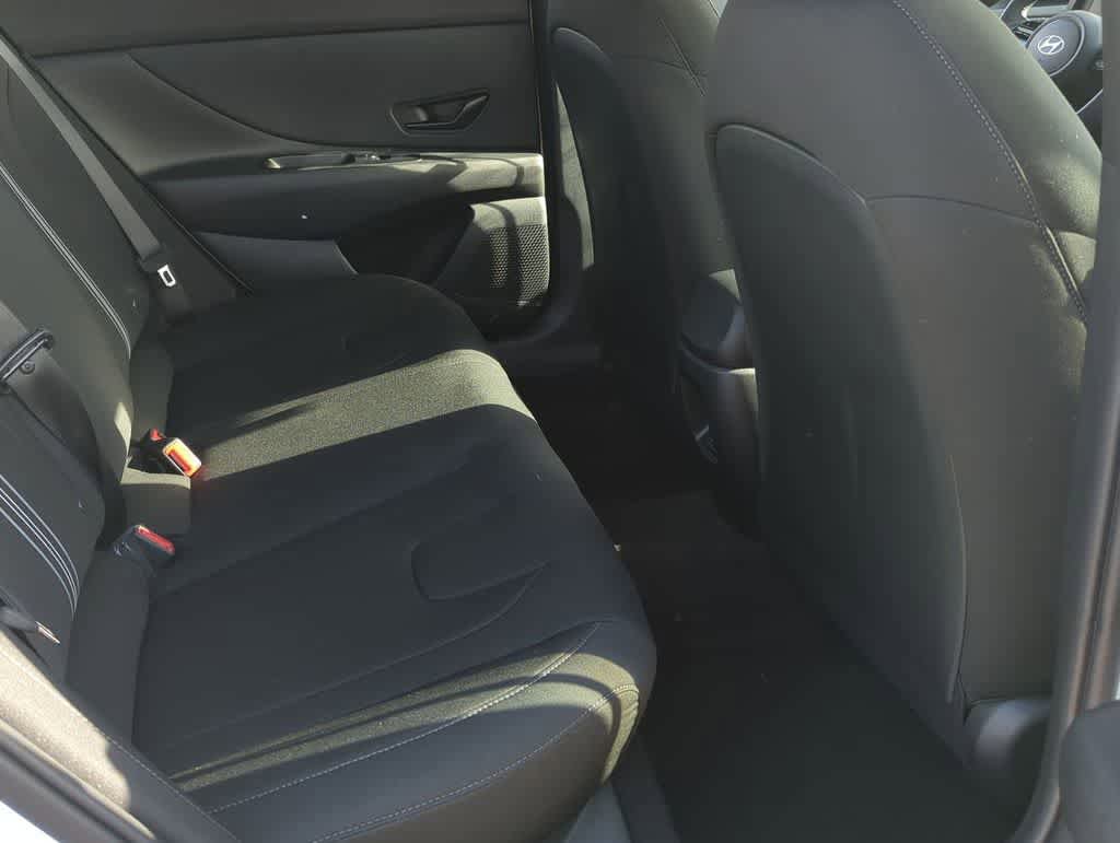 New 2026 Hyundai Elantra Sport FWD image 21