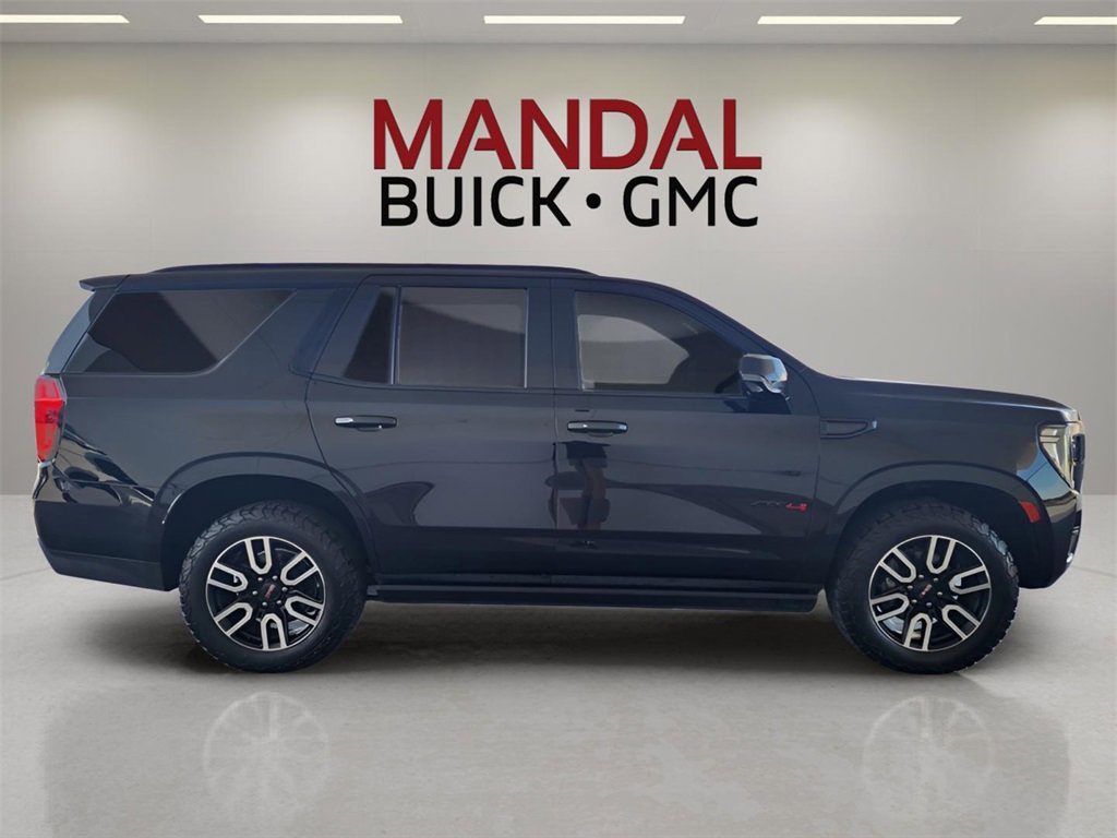 Used 2022 GMC Yukon AT4 w/ AT4 Premium Package image 5
