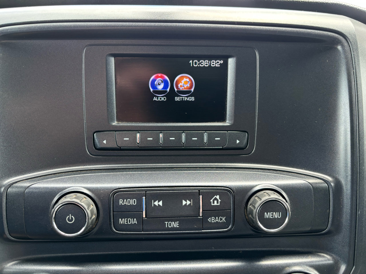 Used 2017 GMC Sierra 1500 2WD Regular Cab image 10