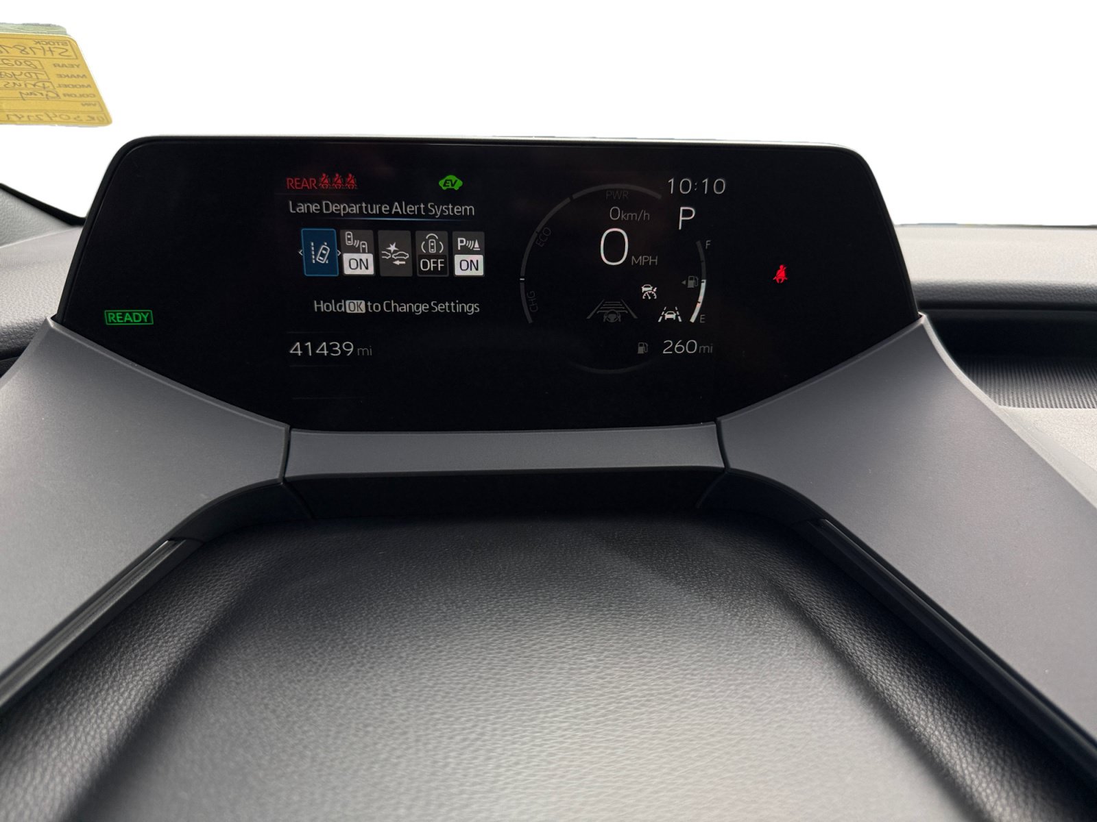 Used 2024 Toyota Prius LE FWD image 11