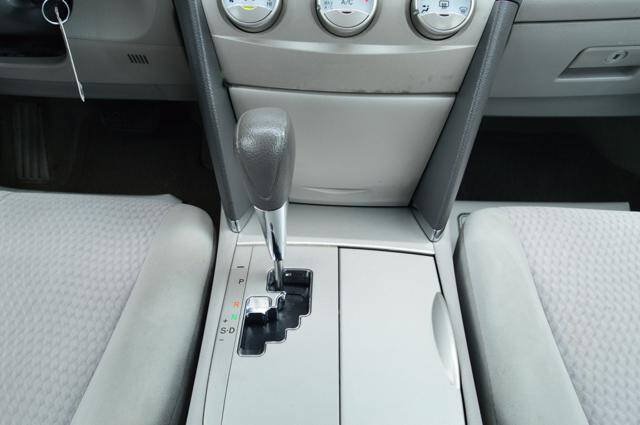 Used 2011 Toyota Camry LE w/ LE Extra-Value Pkg FWD image 23