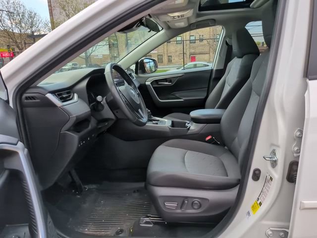 Used 2025 Toyota RAV4 XLE w/ Convenience Package AWD/4WD image 15