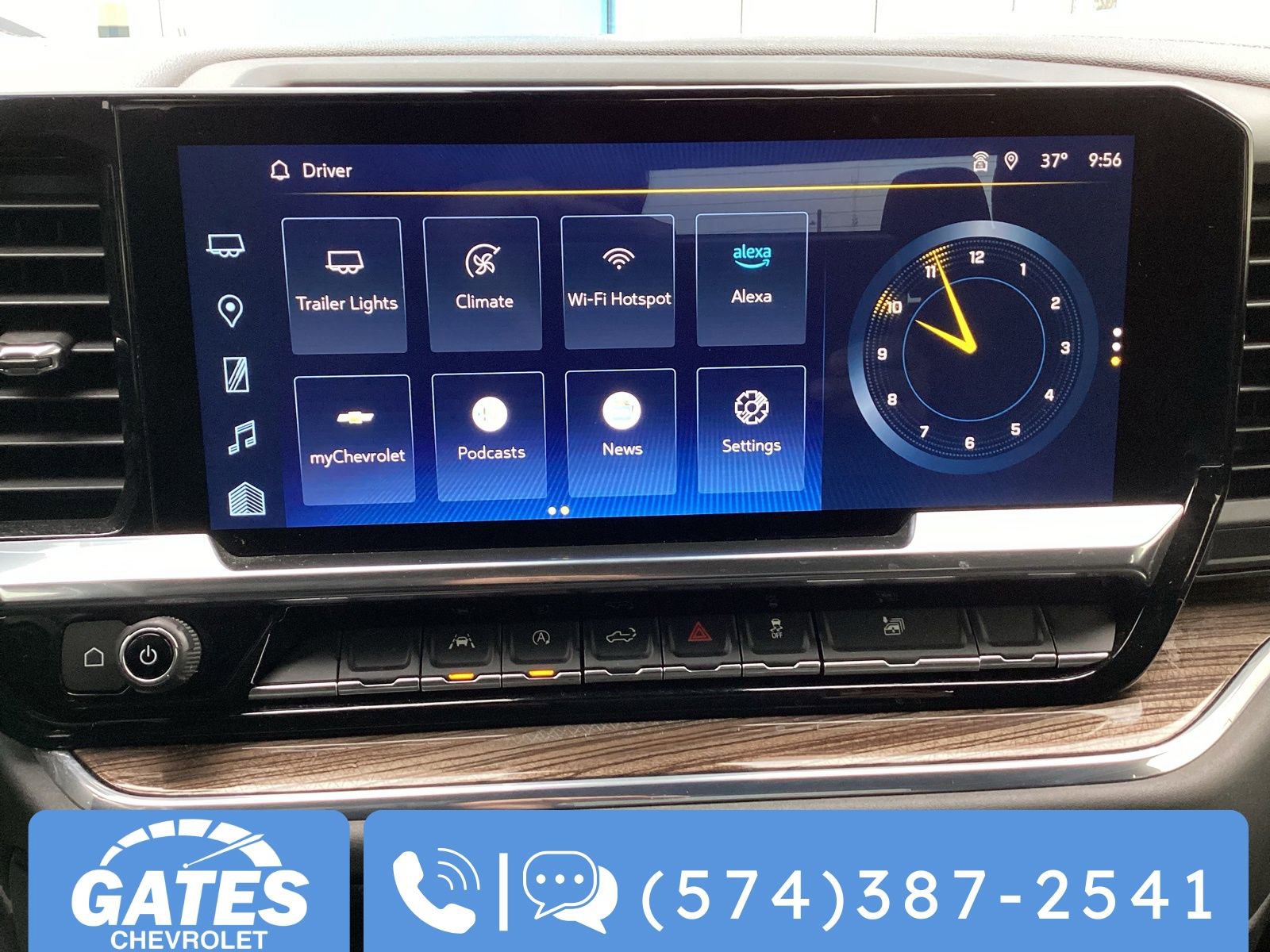 Used 2024 Chevrolet Silverado 1500 LT image 3