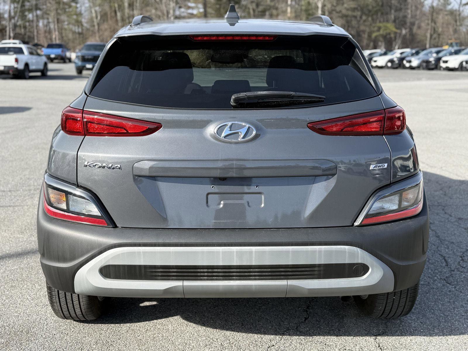 Used 2023 Hyundai Kona SEL image 6