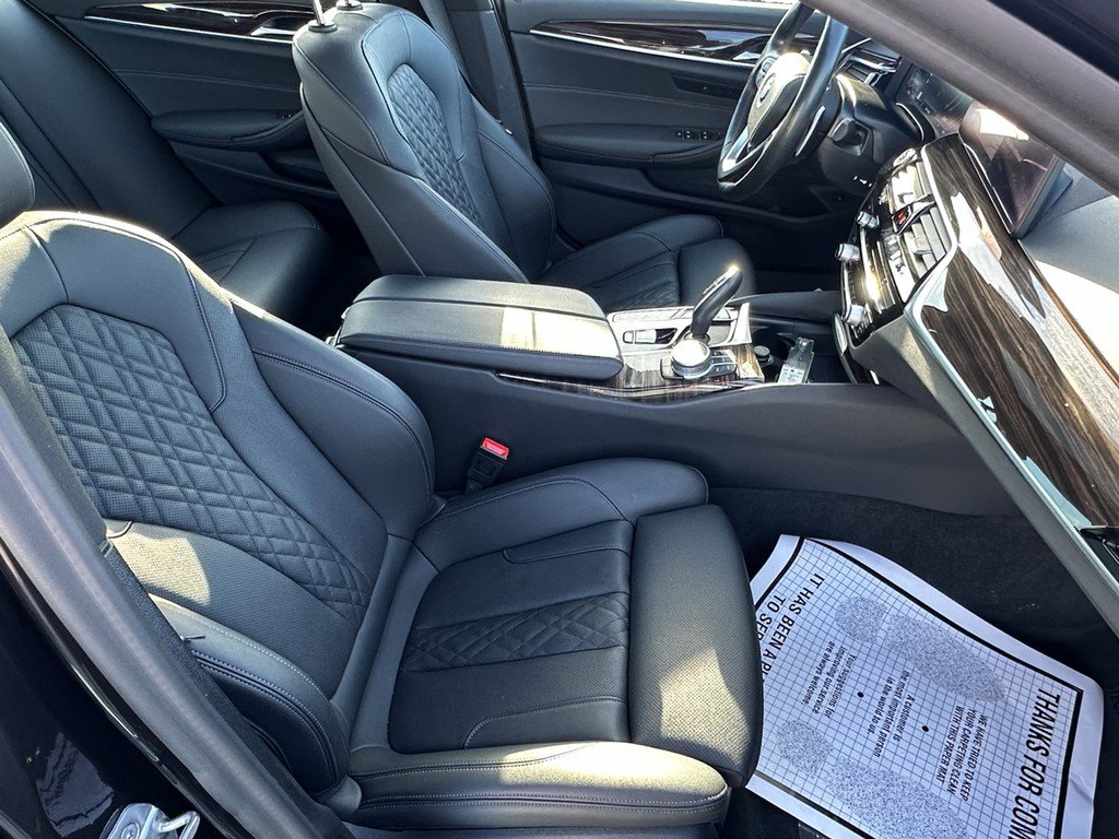 Used 2021 BMW 530i xDrive w/ Convenience Package image 18