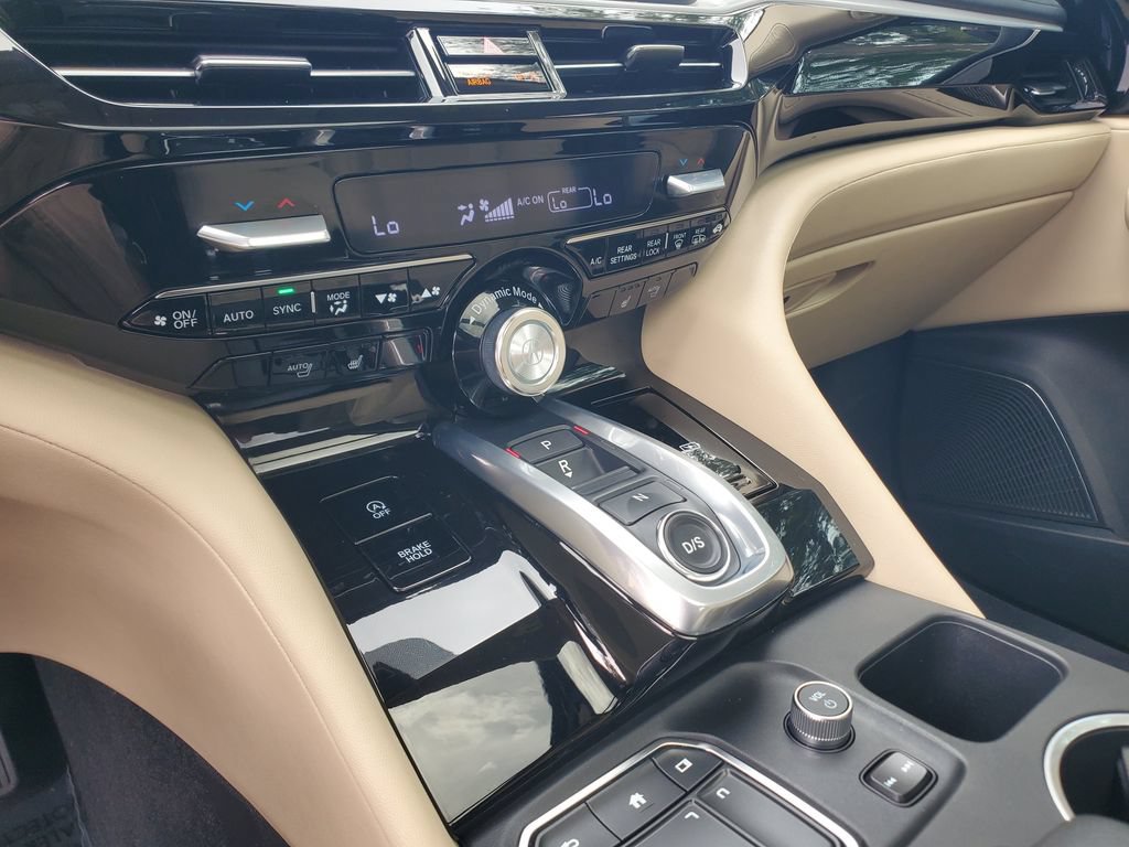 Certified 2024 Acura MDX FWD w/ Technology Package image 34
