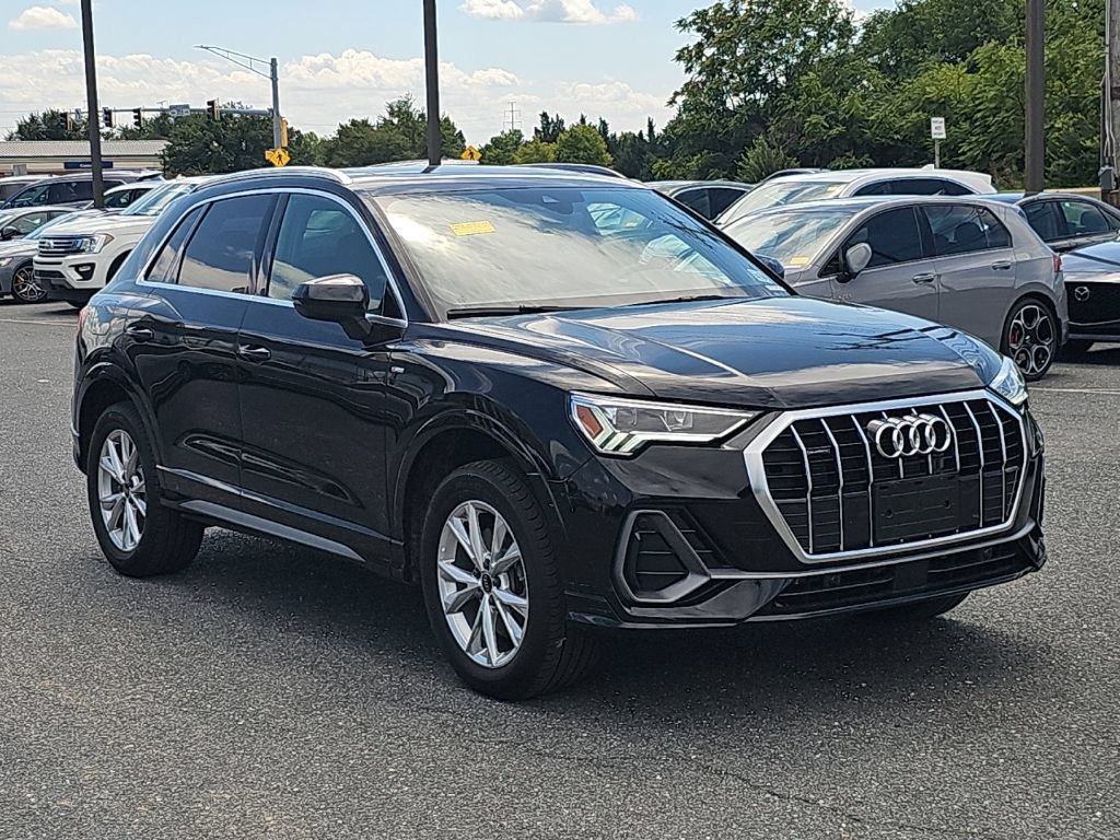 Used 2024 Audi Q3 2.0T Premium