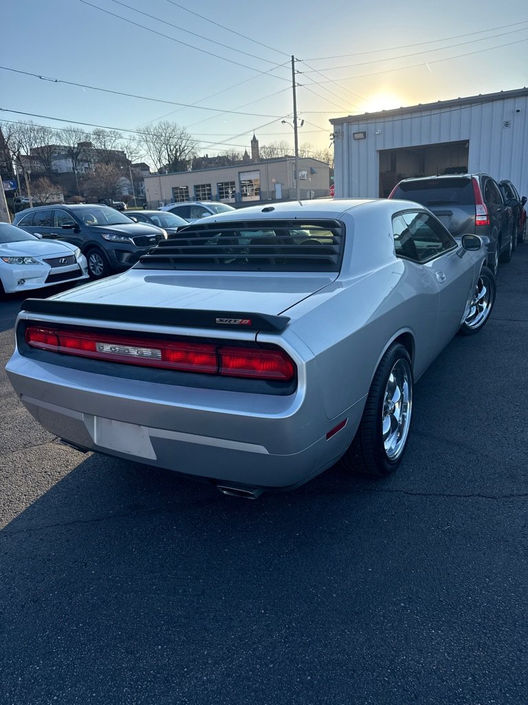 Used 2009 Dodge Challenger SRT8 w/ SRT Option Group II image 6
