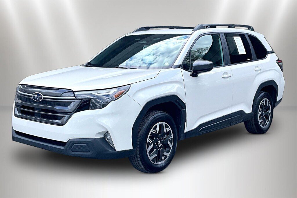 Certified 2026 Subaru Forester Premium AWD/4WD image 3
