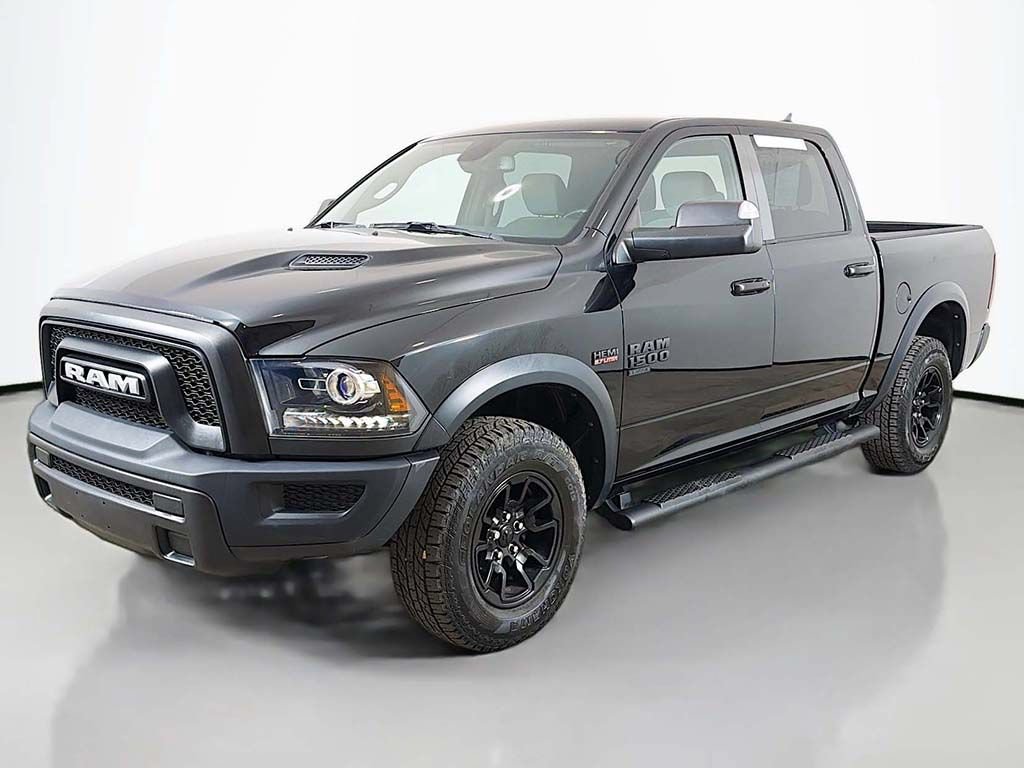 Used 2022 RAM 1500 Warlock AWD/4WD image 3