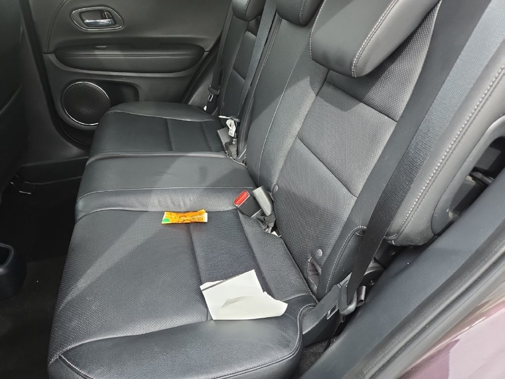 Used 2021 Honda HR-V EX-L image 8