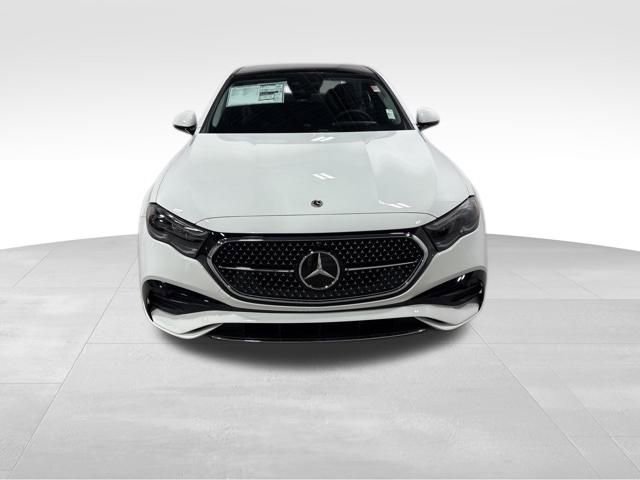 New 2025 Mercedes-Benz E 350 4MATIC Sedan image 10