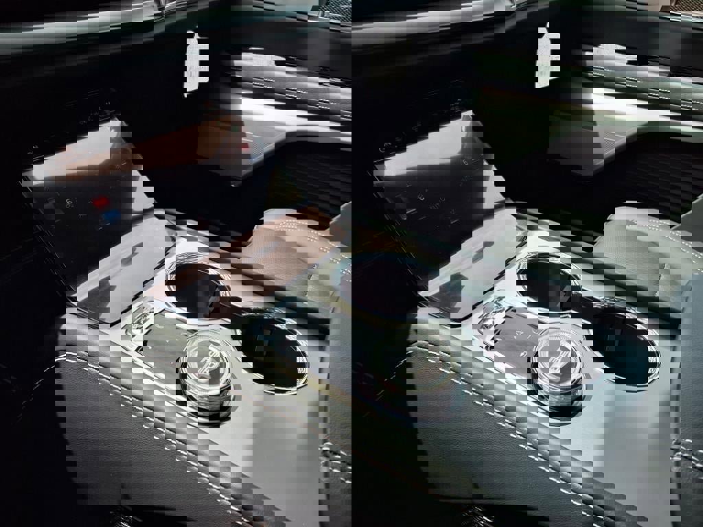 New 2026 Cadillac Vistiq Sport w/ LPO, Floor Liner Package image 23