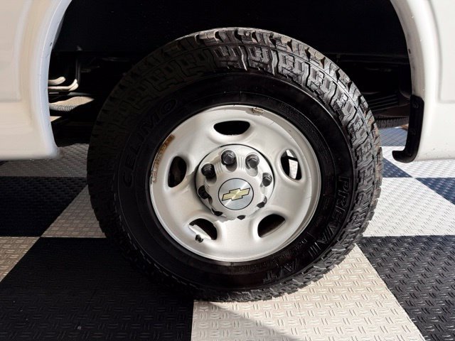 Used 2023 Chevrolet Express 3500 LS RWD image 10