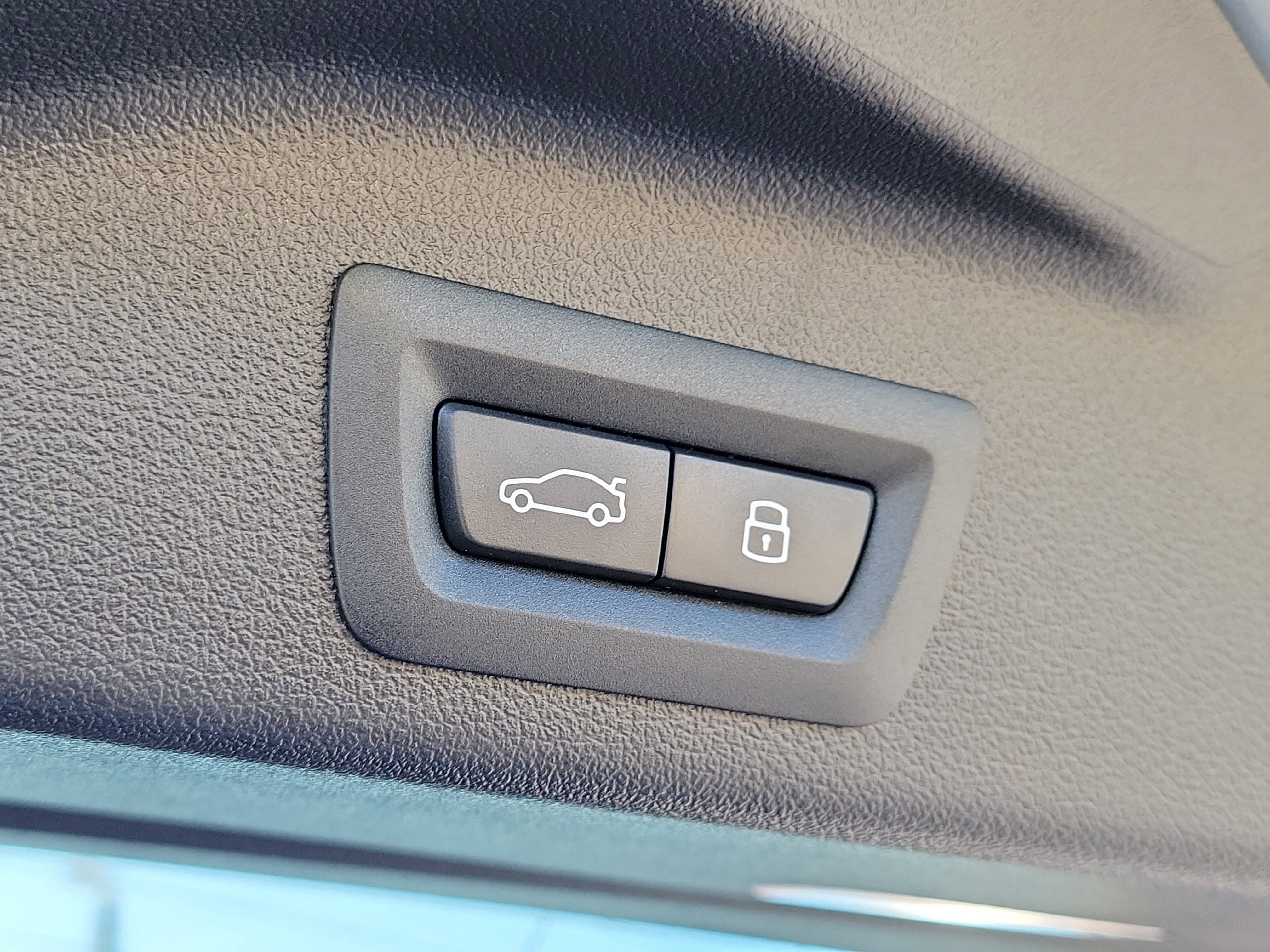 New 2026 BMW X5 sDrive40i w/ M Sport Package image 7