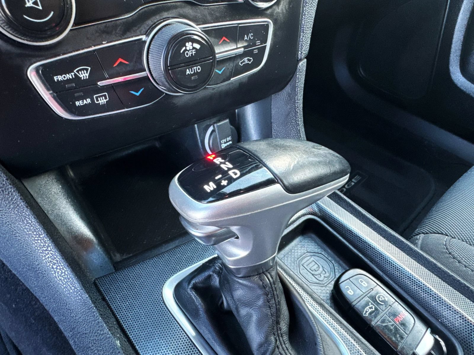 Used 2015 Dodge Charger R/T RWD image 26
