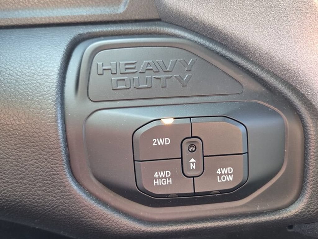 Used 2022 RAM 2500 Tradesman w/ Chrome Appearance Group AWD/4WD image 24