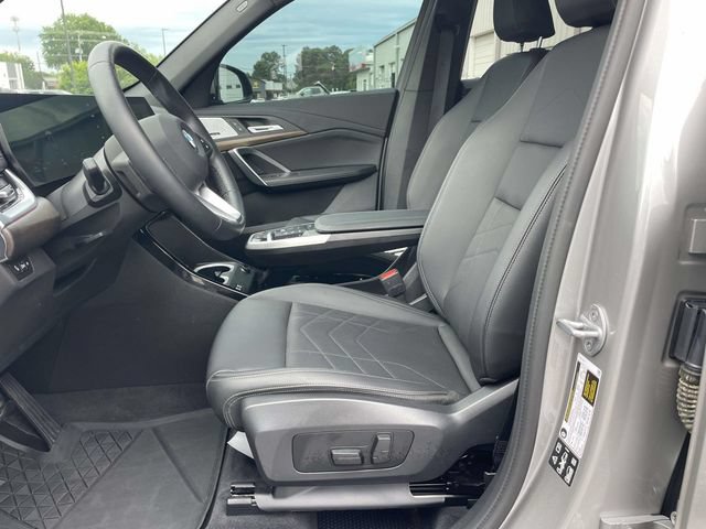 Used 2025 BMW X1 xDrive28i w/ Convenience Package AWD/4WD image 20